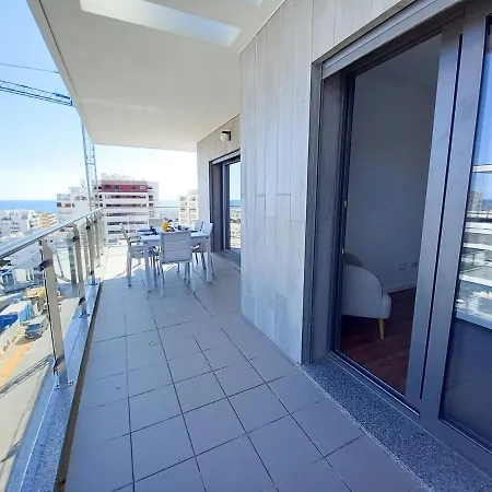Apartment T3 Alto -vista Mar,ar Condicionado,garagem