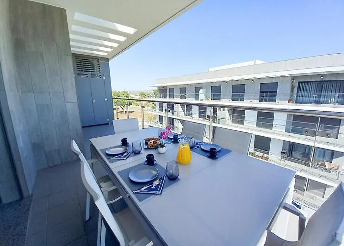 Appartamento T3 Alto -vista Mar,ar Condicionado,garagem Quarteira