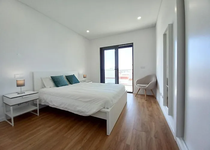 T3 Alto -vista Mar,ar Condicionado,garagem Appartamento