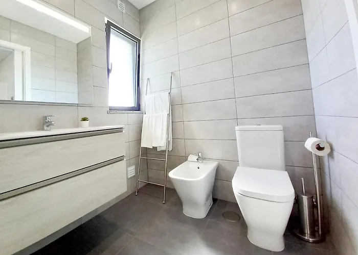 Appartamento T3 Alto -vista Mar,ar Condicionado,garagem Quarteira