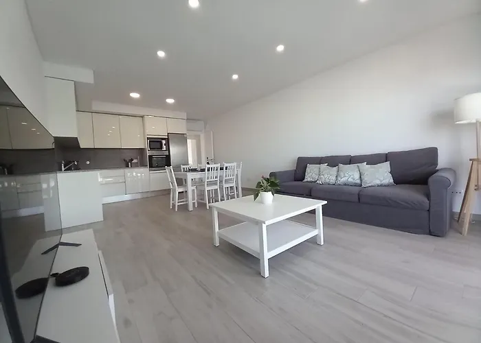 T3 Alto -vista Mar,ar Condicionado,garagem Quarteira